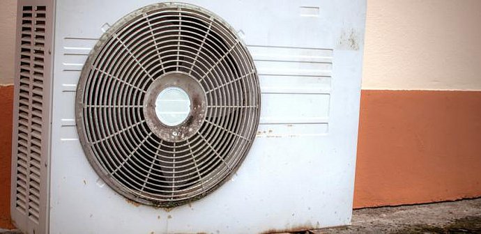 4 Signs that Show Need for Air Conditioner Repair